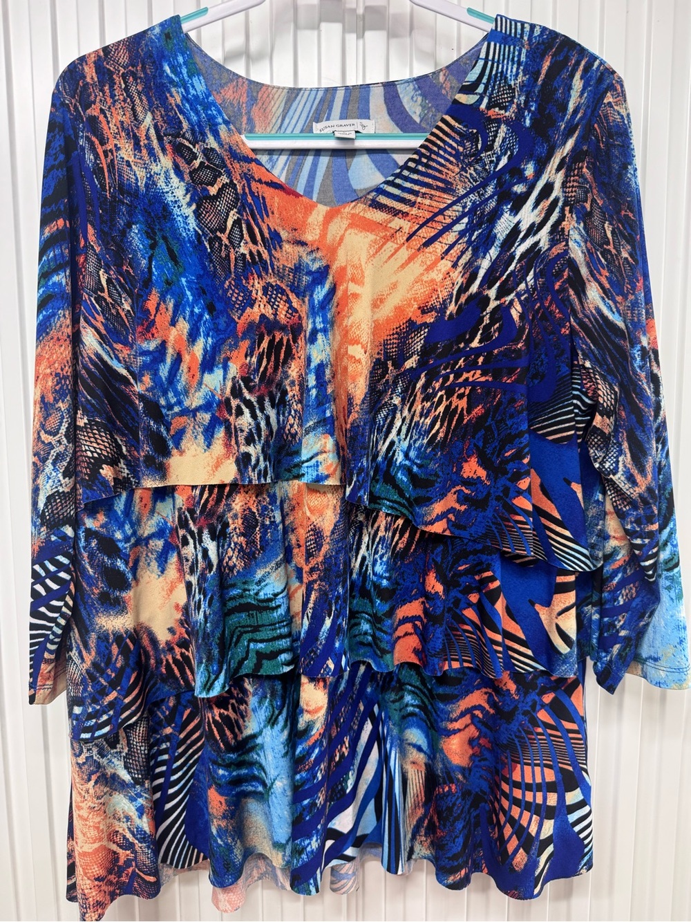 Susan Graver Size L print shirt